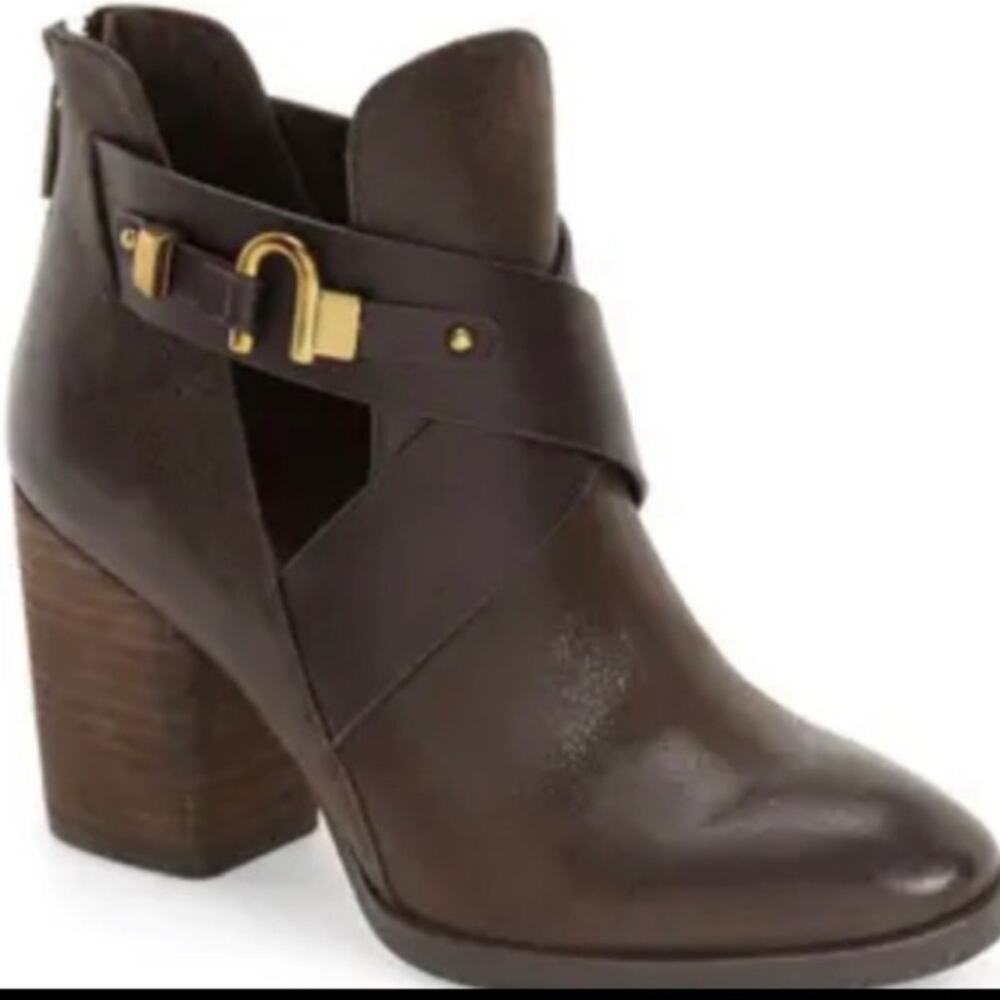Isola | Side buckle bootie Size 9